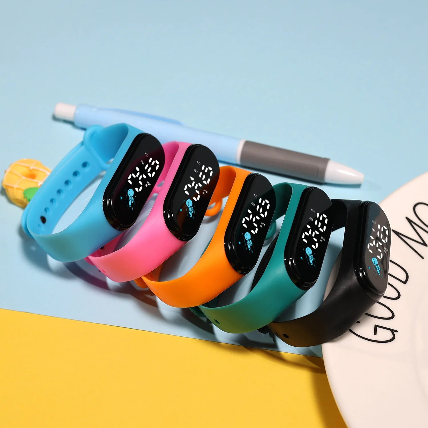 Kawaii Smart Watch For Kids Fashion Outdoor Waterproof Sports Kids' Watches Boy Girls Digital Watches Silicone montre enfant