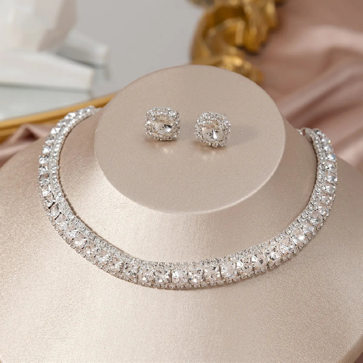 Luxury Crystal Necklace Earrings Set Pink ABcolourful Necklace for Women Weddings Party Jewelry Sets Accessories