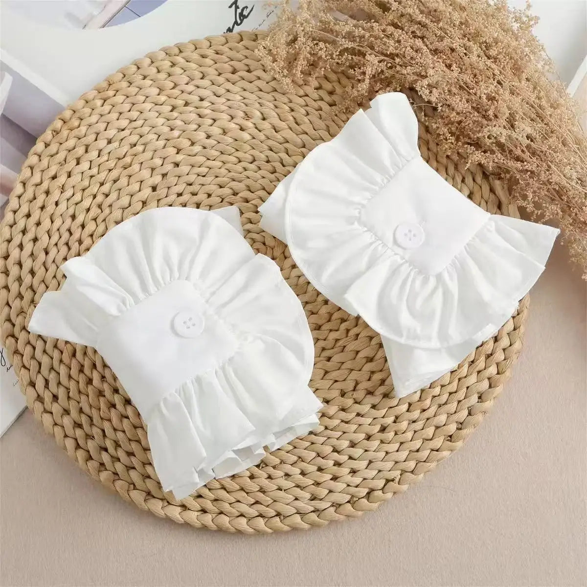 Fashion Ruffles Button Fake Collar for Women Stand Detachable Collar Fake Girls Vintage Lace Ladies False Blouse Collar