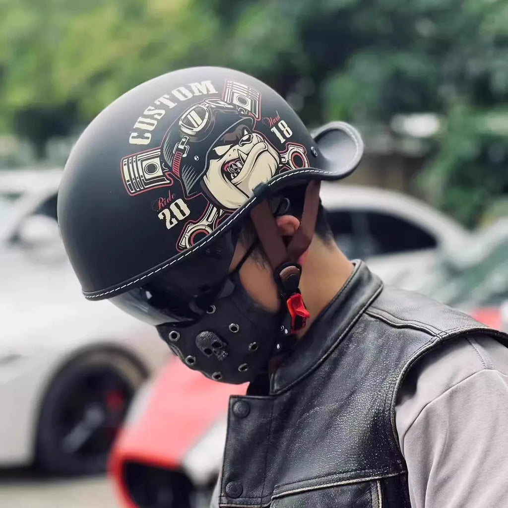 Retro Helmet Cocked Tail Motorcycle Helmet for Men and Women Four Seasons Prince Cruise Helmet Riding Personality Half Helmet.