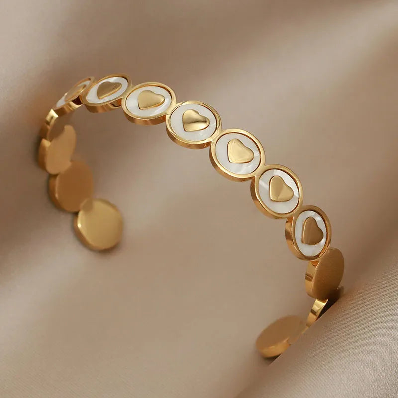 Heart Desgin High Quality Stainless Steel Open Bracelet Love Shell Cuff Titanium Bangle for Women Jewelry Accessories Gifts