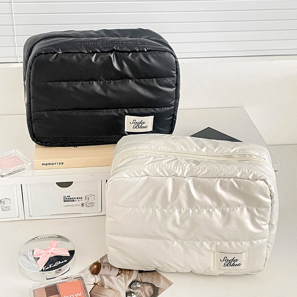Wholesale Large Capacity Waterproof Makeup Handbag Travel Women Cosmetic Toiletry Storage Pouch Elegant Ladies Square Zipper Bag
