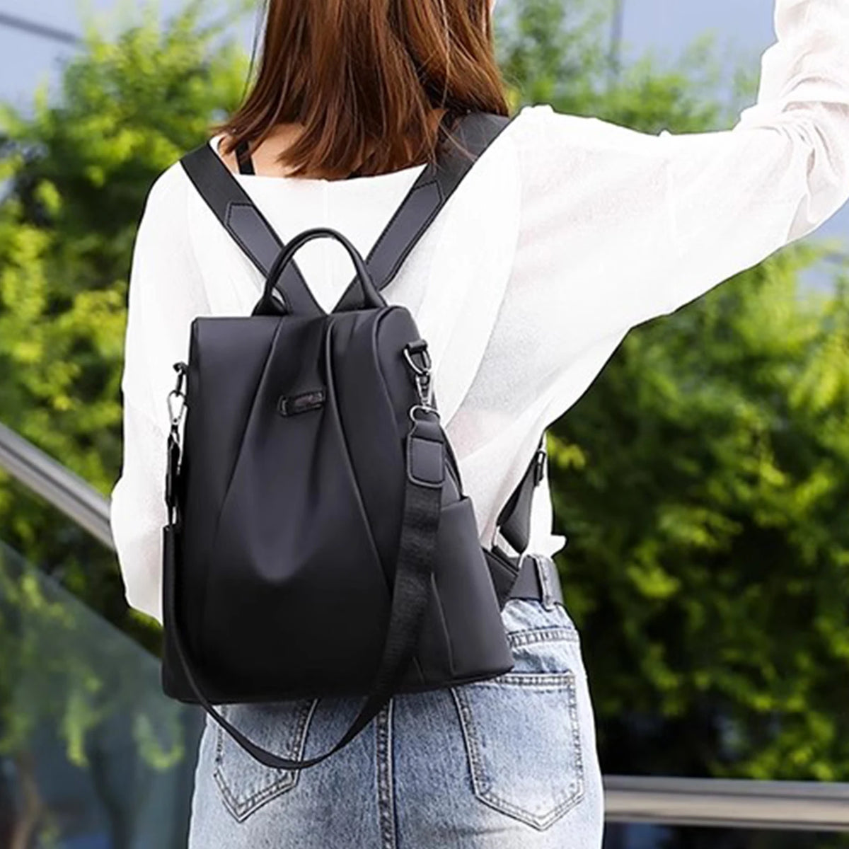 Oxford Cloth Anti Theft Backpack Back Hidden Zipper soft Design Women Backpack Suitable for Daily Work Travel