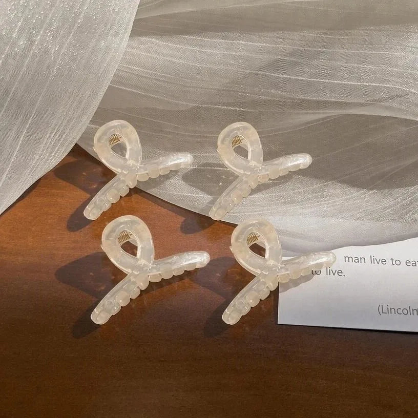 4pcs Mini Cute Claw Clip Small Girl Hair Claw Semi Transparent Bangs Side Clip Small Shark Clip Women's Hair Accessory