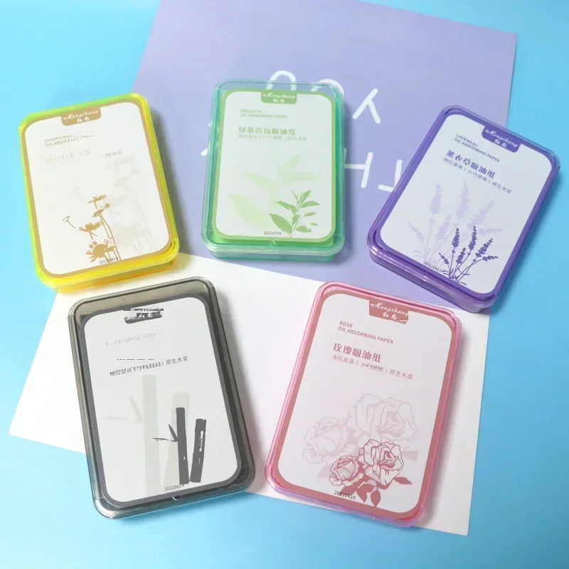 Scented Oil Blotting Paper 300 Sheets Bamboo Charcoal Green Tea Portable Boxed for Facial Shine Removal