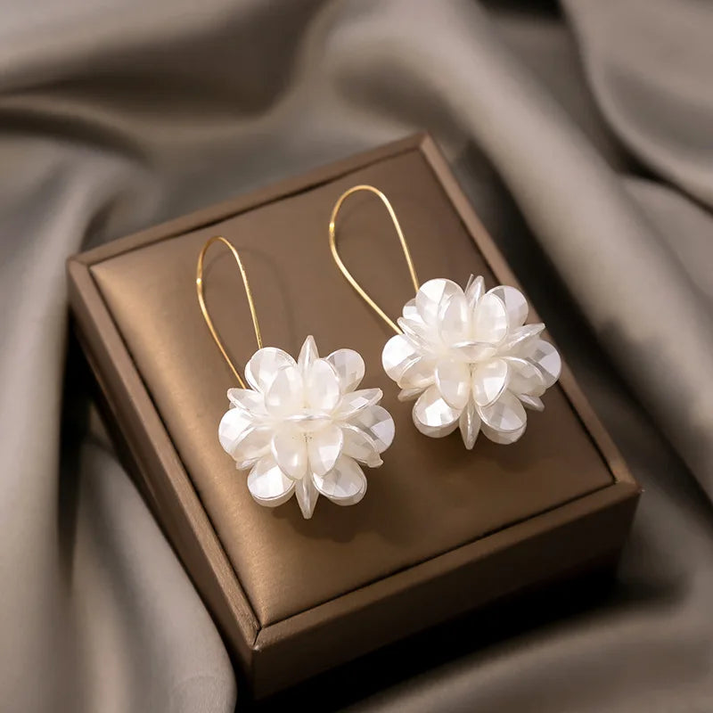 Cross border forest style super fairy temperament sweet handmade design feeling petal earrings factory earrings