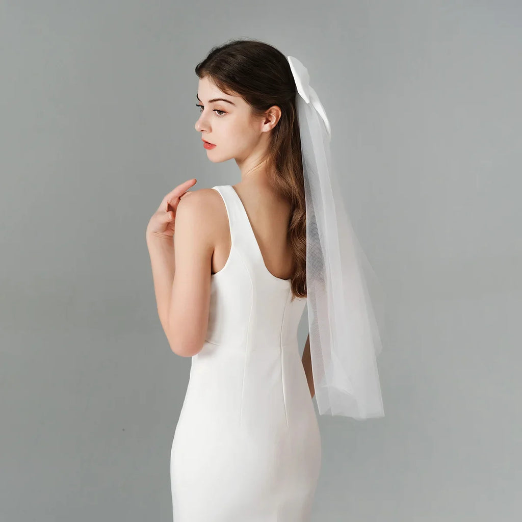 Elegant Bridal Wedding Headdress Double Layer Mesh Tulle White Color Women Short Wedding Veil with Clip Ribbon Bride Headpiece