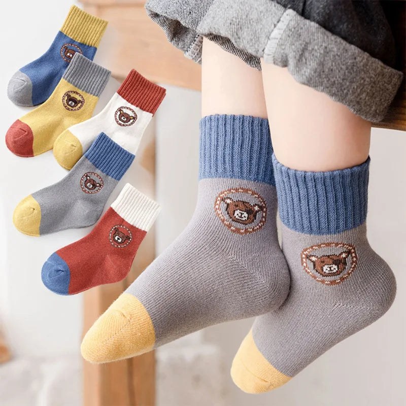 Cartoon Rainbow Striped Ankle Socks for Girls Kids - Spring Autumn Cotton Student Sports Socks Trendy Unisex Toddler Socks 4-12