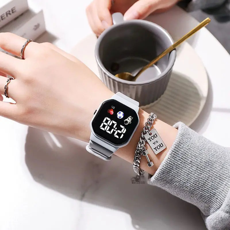 NEW Kids Watches with Bracelet Sport LED Digital Watches Silicone Strap Sport Electronic Wristwatch for Children Boys Girls Gift