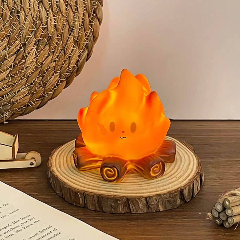 Mini Cute Cartoon Campfire Silicone Night Light, Creativity LED Flame Simulation Log Lamp, Soft Glow Bedroom Ambience Decor Toys
