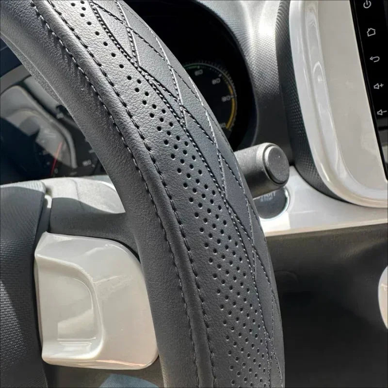 Napa Leather Perforated Patchwork Car Steering Wheel Cover, Non-slip, Breathable, Universal 15 Inch (Approx. 38.1cm)