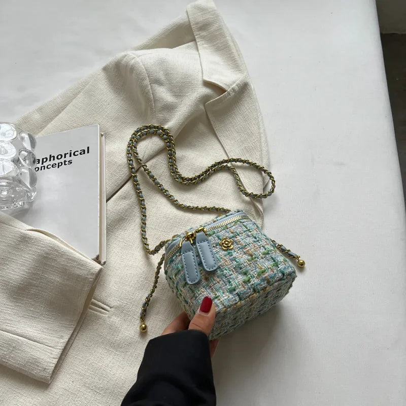 Women Shoulder Bags 2023 Popular Fashion Niche Crossbody Bag Wool Chain Small Square Bag Fashionable Purses and Handbags