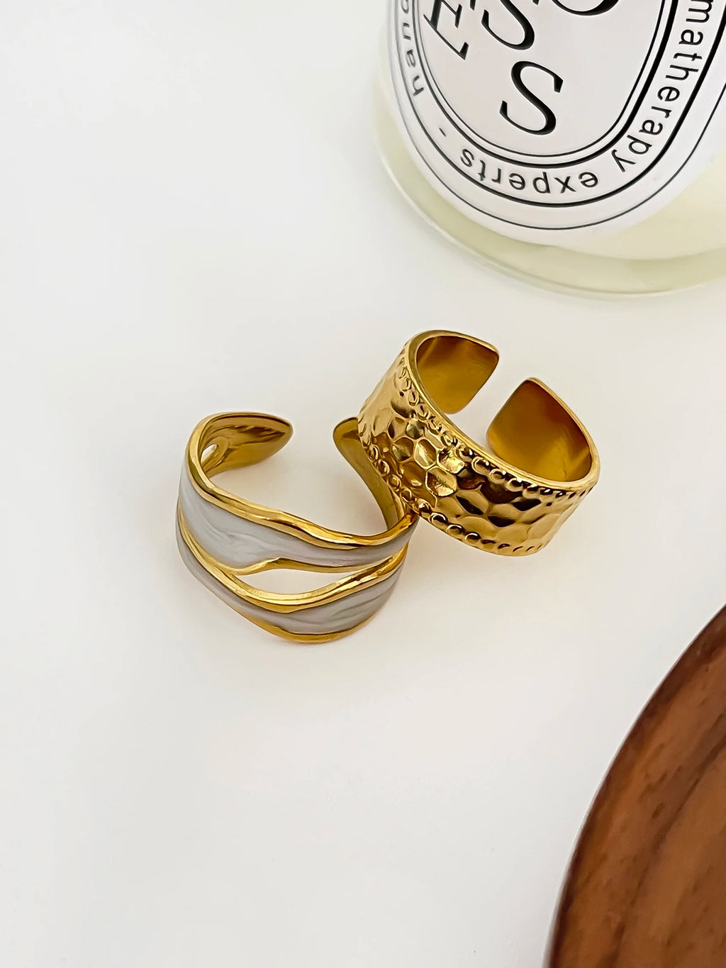 Peri'sbox Trendy Retro Double Enamel White Opening Rings for Women Stainless Steel Gold Plated Hammered Ring Adjustable Jewelry