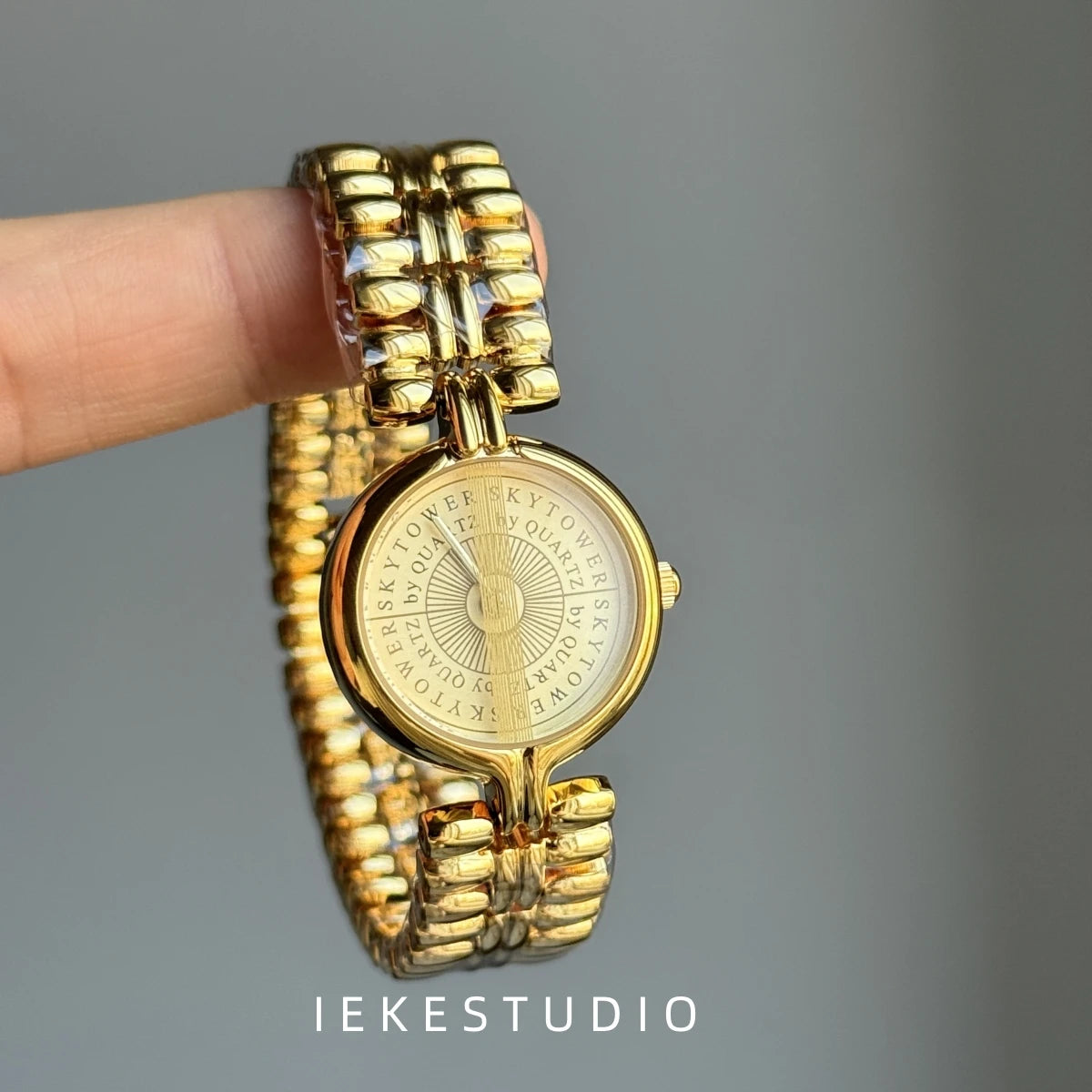 Gold Vintage Style Women'S Watch, Sophisticated And Stylish Design, Trendy Quartz Watch, Women'S Fashion Watch, Watch Accessory.