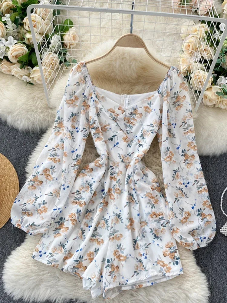 Korean New Spring Summer Women's Jumpsuit Dress V-neck Puff Sleeves Sweet Folds Slim Slimming Floral Wide-leg Shorts UK770