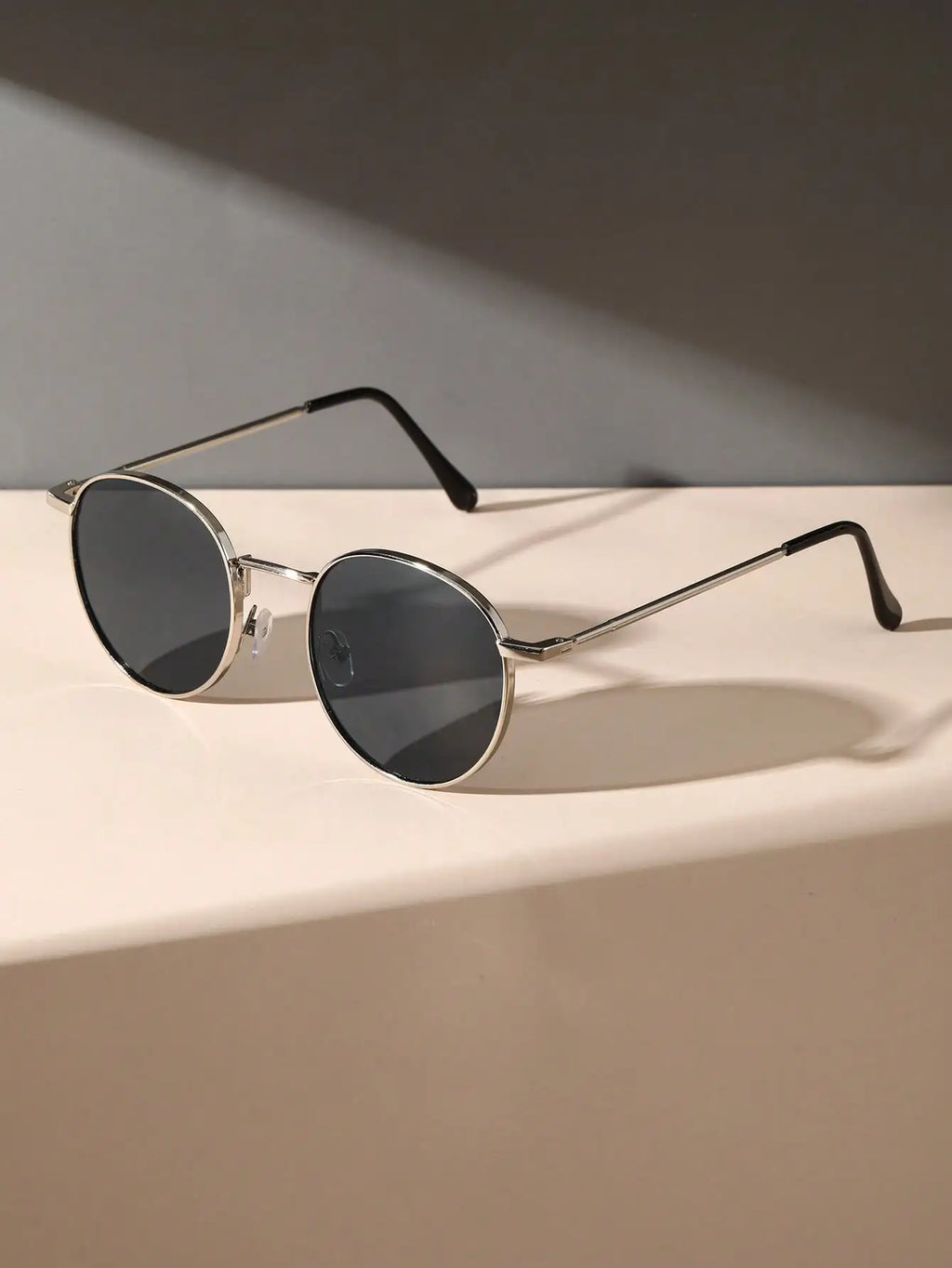 1/2PCS Women Sunglasses, Irregular Solid‑Color Copper Full‑Frame, UV Protection Minimalist Fashion Shades for Daily Wear