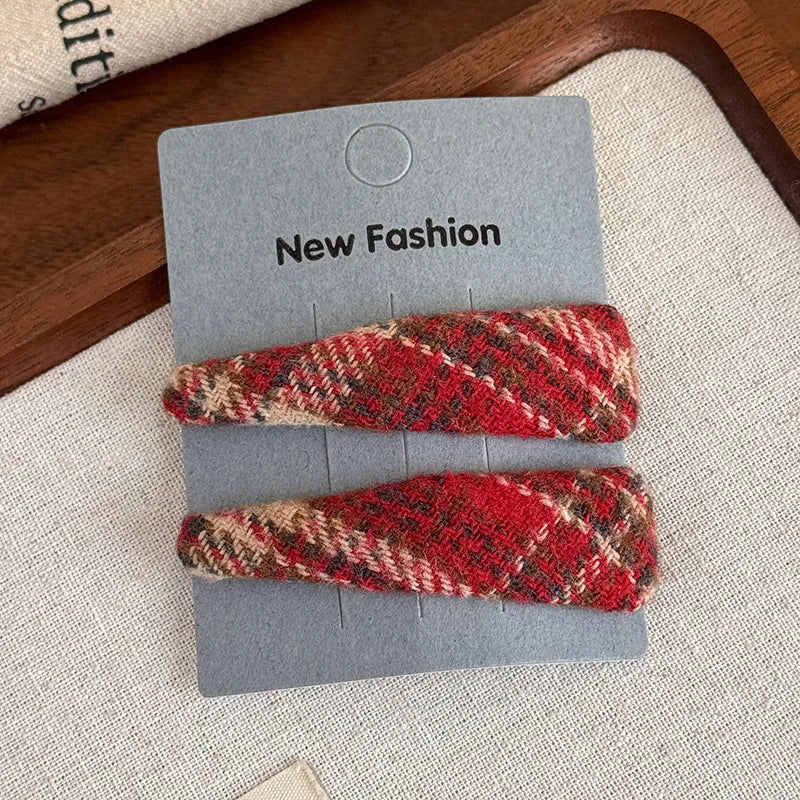 Red Polka Dot Plaid Hair Clip Luxurious, Refined, Minimalist BB Clip Autumn/Winter Small Hair Clip Woolen Side Hairpin