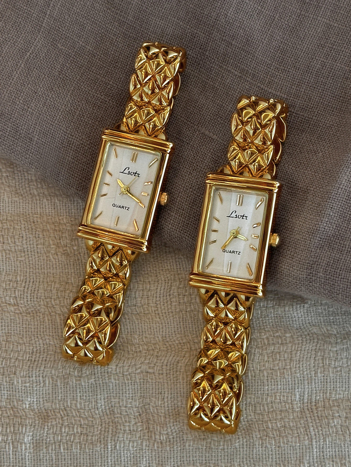 1 New Model of Gold-Colored French High-End Luxury Fashion Watch with a Simple Dial for Women, Featuring a Stainless Steel Strap, Elegant and Exquisite Casual Style, Suitable for Everyday Wear, Going Out, Attending Parties, o