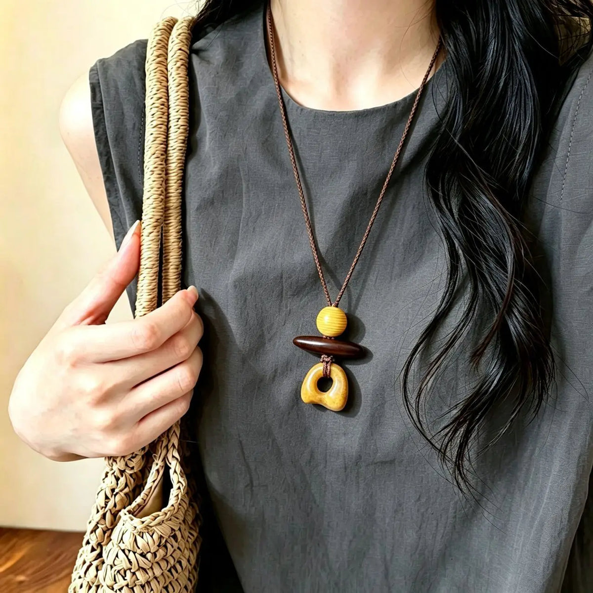 Playful Dopamine Colorful Heart Rice Bead Necklace for Women Trendy Charm Circular Resin Long Pendant Daily Wear Jewelry
