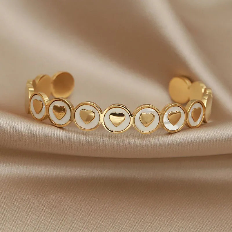 Heart Desgin High Quality Stainless Steel Open Bracelet Love Shell Cuff Titanium Bangle for Women Jewelry Accessories Gifts