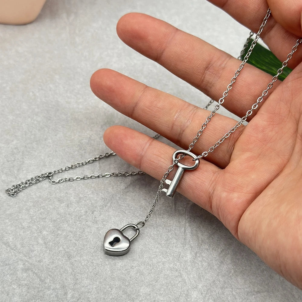 Key to My Heart Lock and Key Lariat Necklace Stainless Steel Dainty Love Padlock Key Y Necklace Valentine Necklace Gift for Her