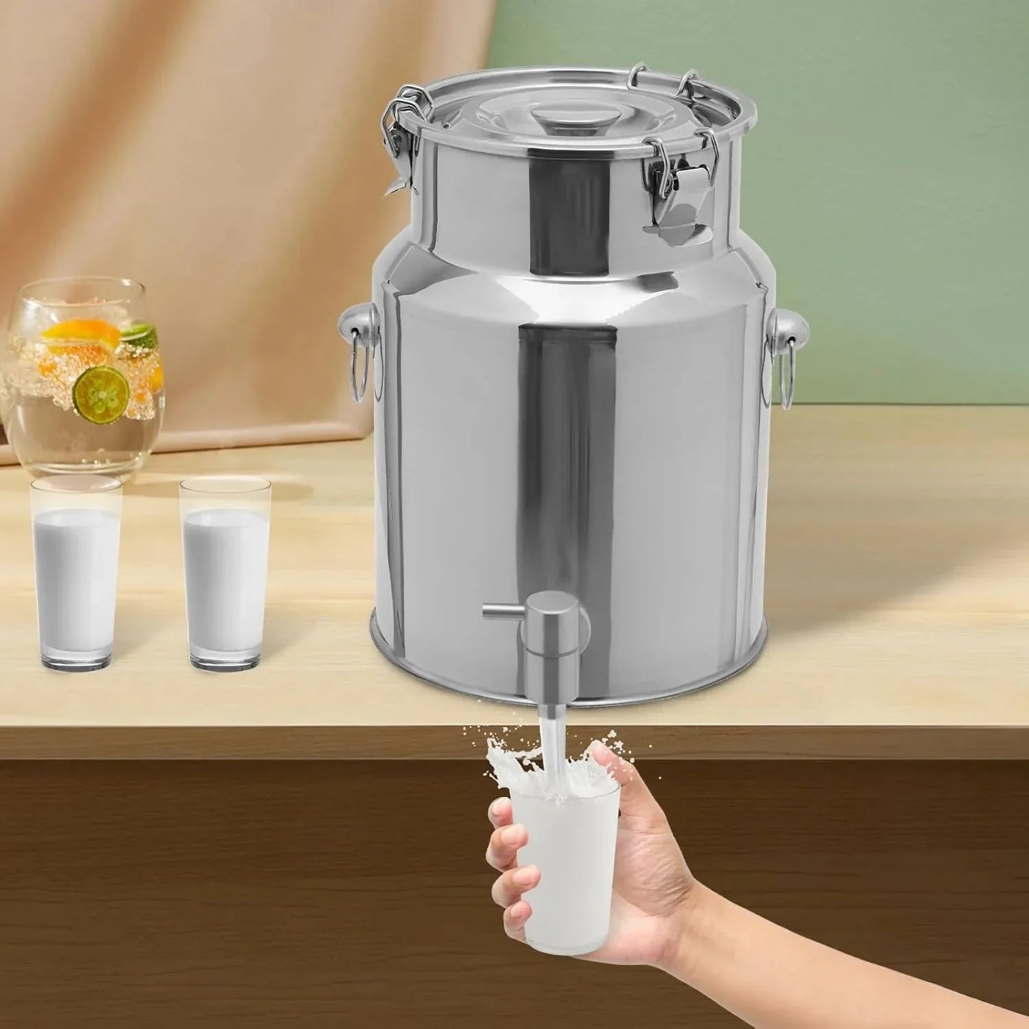 304 Stainless Steel Milk Can, 10L/2.64Gallon Milk Can with Faucet, Metal Water Beverage Drink Dispenser with Sealed Lid for Milk and Wine Liquid Storage (10L)
