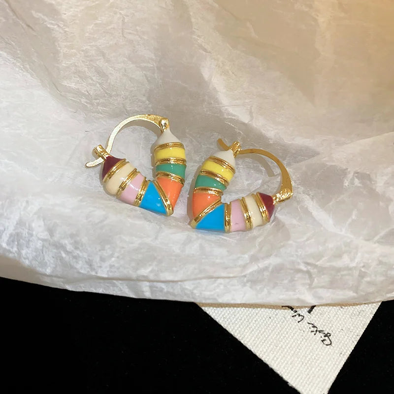 Vintage Personality Dripping Hoop Earrings Heart-shaped Pendant Earrings for Women Party Trendy Charm Jewelry Accessories Gift K