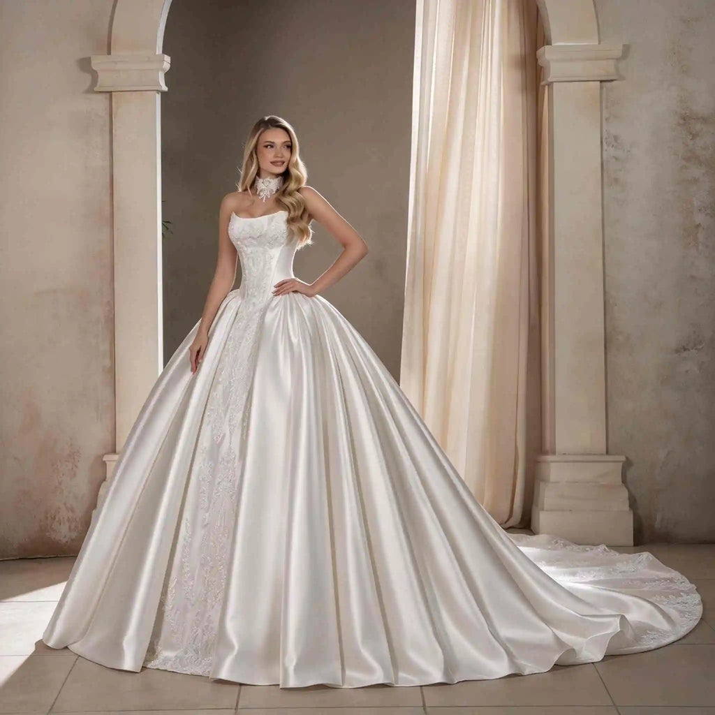 Customized Wedding Dress Sweetheart Neck Long Sleeve Lace Ball Gown Bridal Gown Floral Lace Appliques Chapel Train Wedding Dress