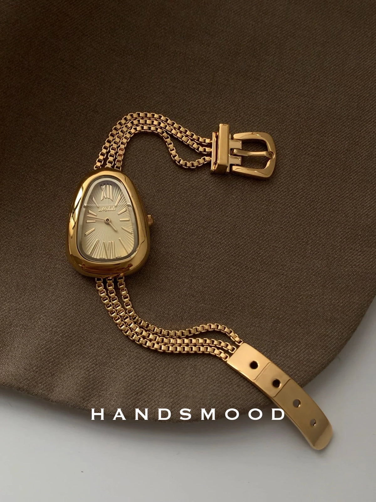 Retro High-End Luxury Gold Watch for Women: Versatile Quartz Timepiece, Vintage-Style Stainless Steel Gift for Women