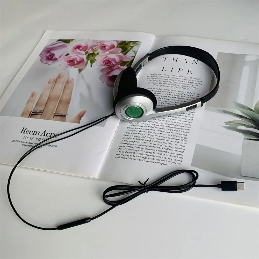 Retro Wired On-Ear Headphones – Nine Options