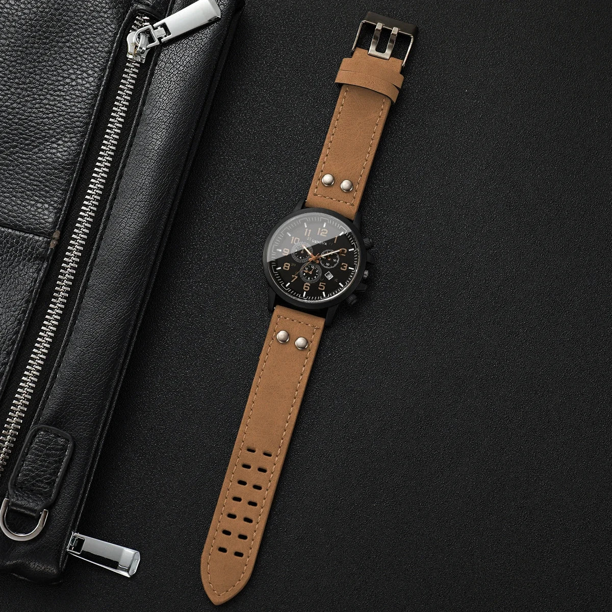 4PCS Retro Men Watch Jewelry Set Leather Strap Calendar Quartz Wristwatch Ring Necklace Bracelet Relogio Masculino（Without Box）