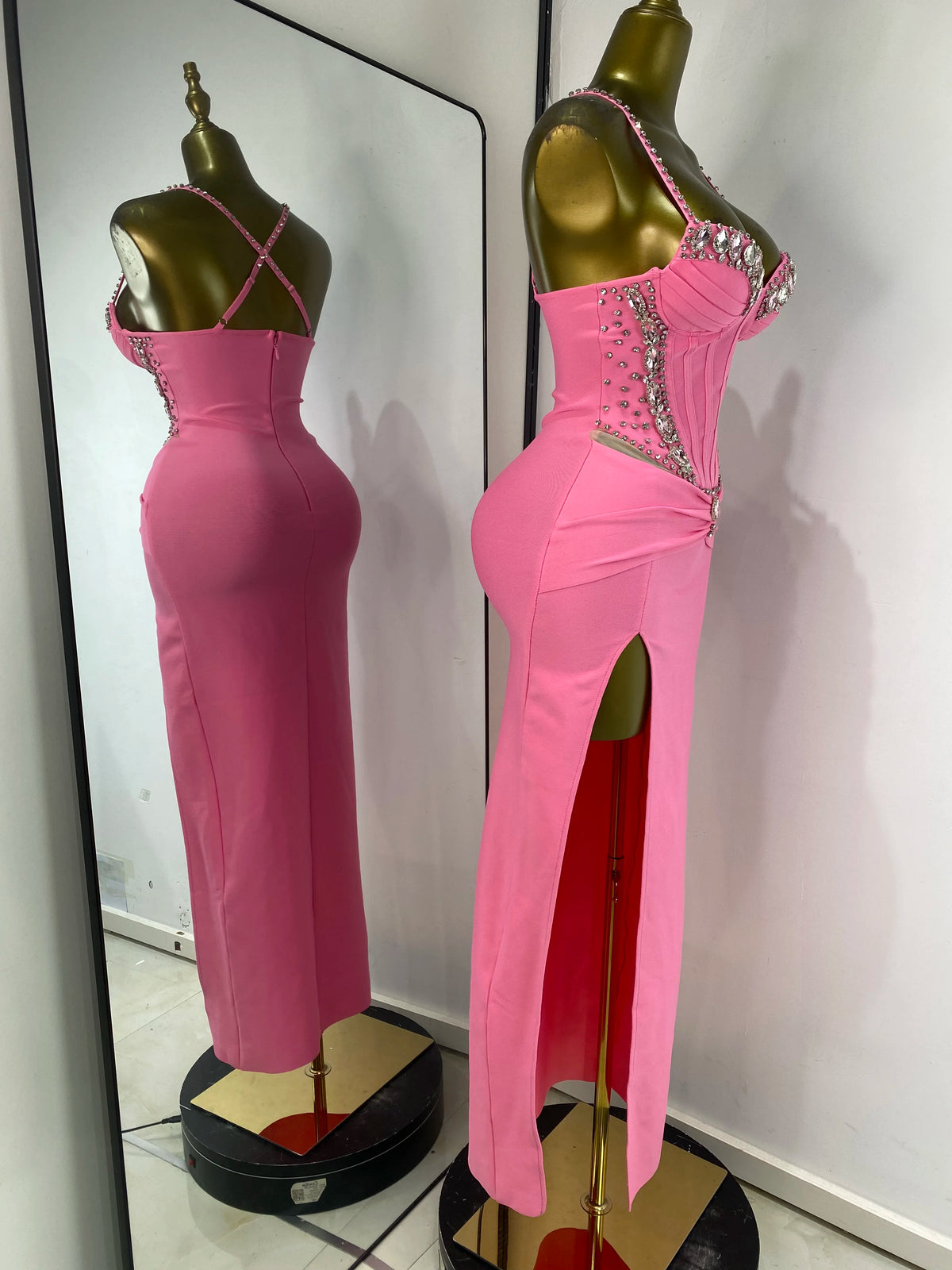 Women Luxury Pink Bandage Dress Spaghetti Strap V Neck Crystale Pleated Open Leg Long Birthday Celebrity Evening Party Dresses