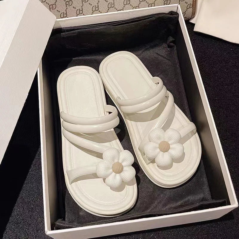 Fashion New Style Popular Women's Summer Soft Bottom Shoes Super Fairy Sandals Flower Flat Slippers For Women Wear Outdoor