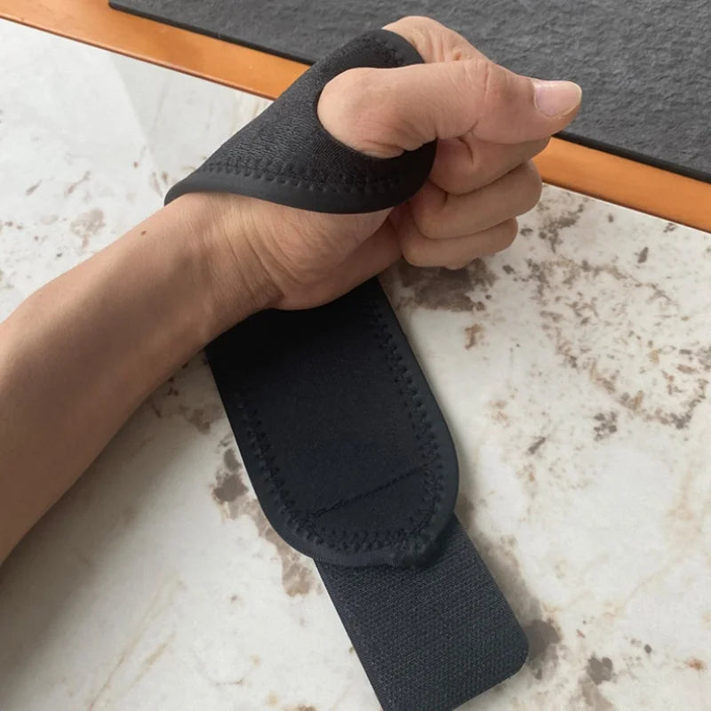 Sports Protection Wrist Breathable Compression Sleeve, Thumb Wrapped Wrist Guard, Tendon Sheath Thumb Adjustable Protective Gear