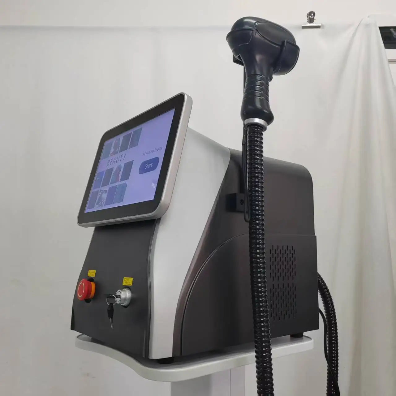 Diode Lase Ice Platinum Hair Removal Machine 5000W Diode Lase Permanent Painless Depilator 3-Wavelength 755 808 1064nm