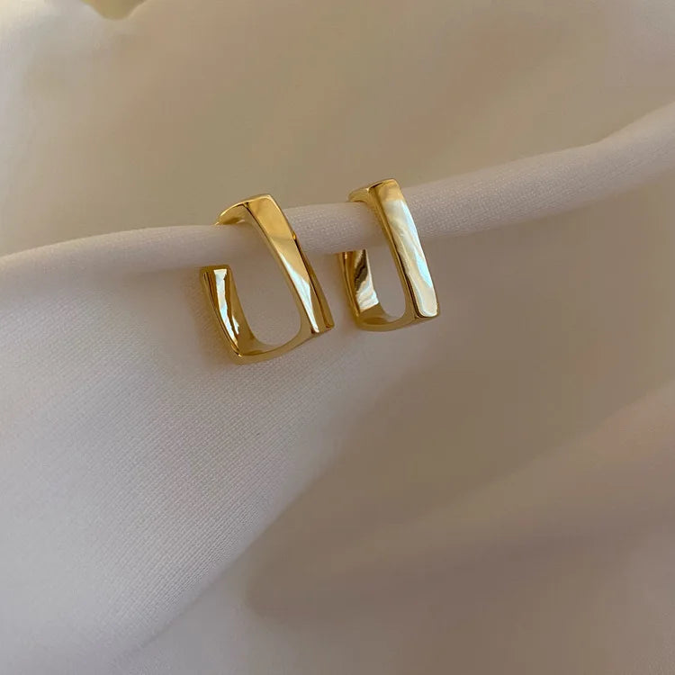 Flower Shaped Metal Dangle Earrings Exaggerated European and American Fashion Earrings Temperament Woman Banquet Jewelry K