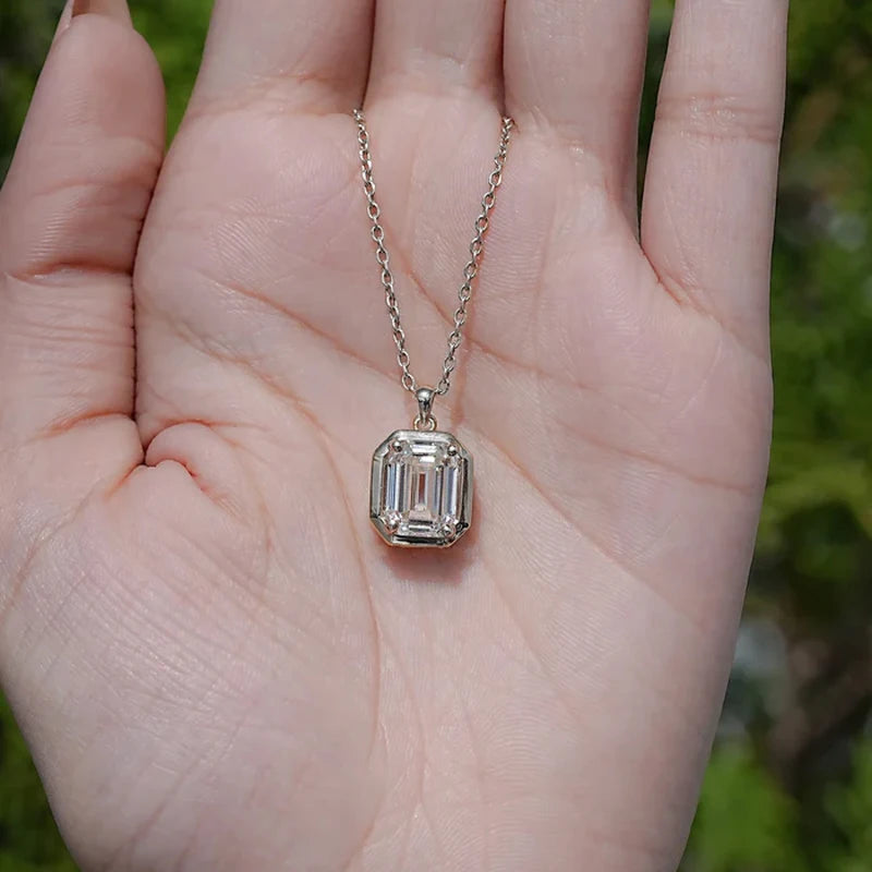 Lnkry 8x10mm Emerald Cut Moissanite Pendant Necklace Trendy Solitaire Lab Diamond Necklaces For Women 2026 Trend Jewellery Gift