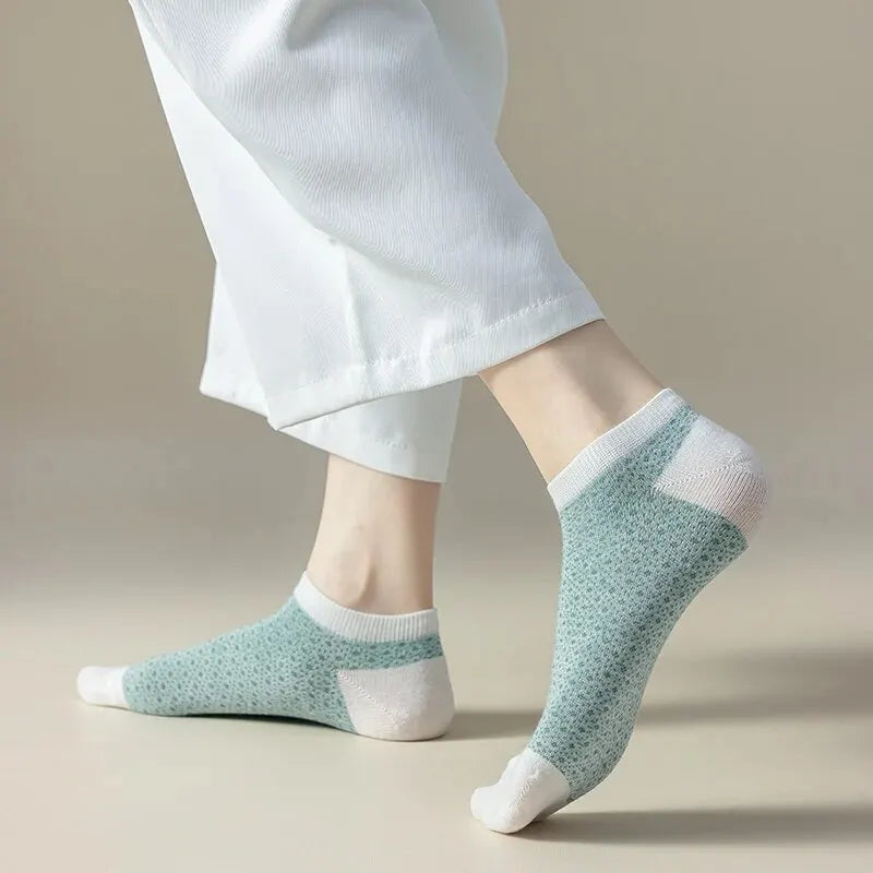 5 Pairs of Women's Spring and Summer Four Seasons One-size Fresh Plaid Sweet Fashion Trend Comfortable College Low-cut Socks