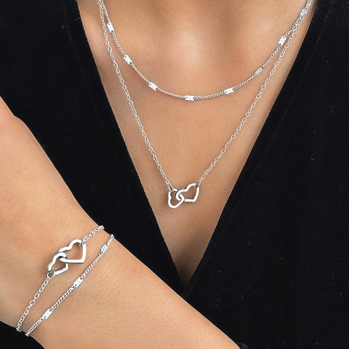 Fashion Atmosphere Heart Bracelet Love Necklace Double Chain Design Jewelry Sets For Women