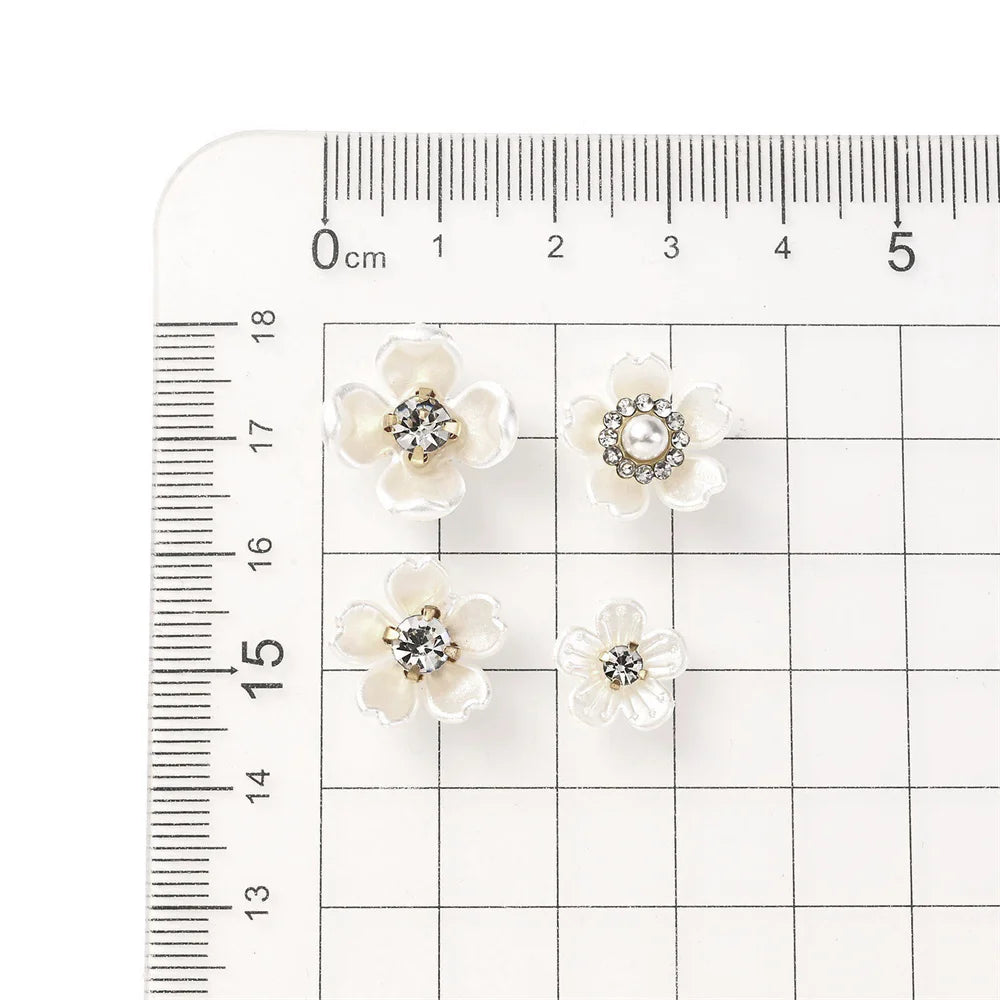 40pcs Imitation Pearl Flower-shaped Rhinestone Buttons for Jewelry Making Decorative Hat Clothes DIY Craft Sewing Accessories
