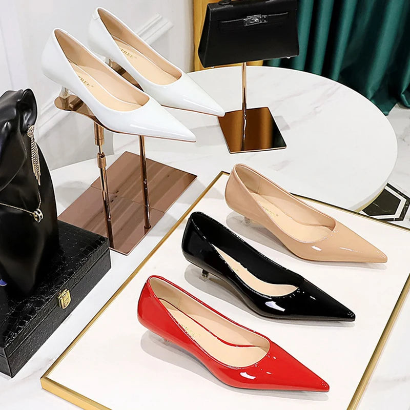 Patent Leather Mid Heel Women Shoes 2026 Spring New Kitten Heels 4.5 Cm Pointed Shoes Women Pumps Occupational OL Office Heels