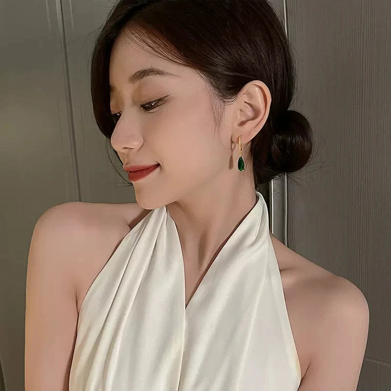 Huitan Pear Green CZ Drop Earrings for Women Temperament Gold Color Ear Hanging Earrings Office Lady's Luxury Trendy Jewelry