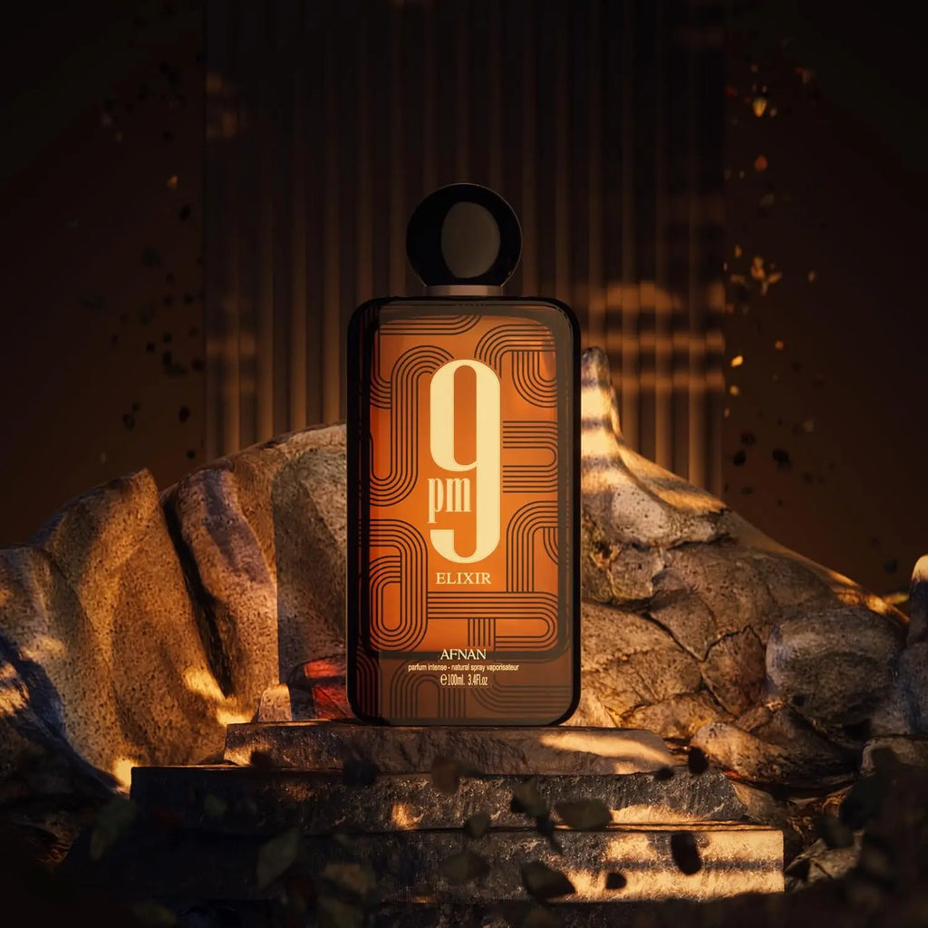 Afnan 9PM Elixir perfume, a delicate combination of tropical fruit fragrance and rich woody fragrance, is full of vitality and mystery. Daily commuting or night parties exude a unique and irresistible mature charm.