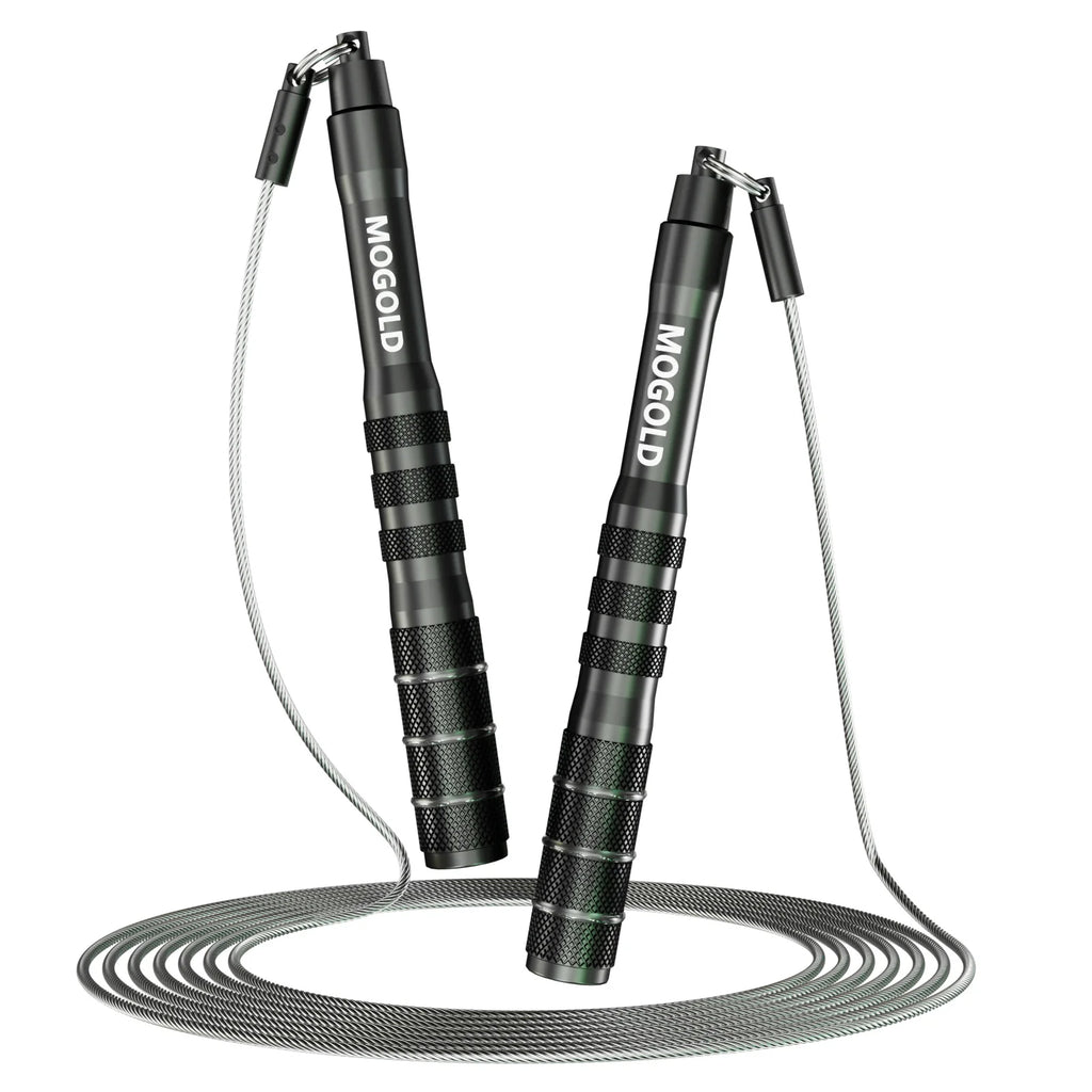 Speed rope skipping, professional fat-burning adult fitness and weight loss exercise, wire rope skipping with smooth speed