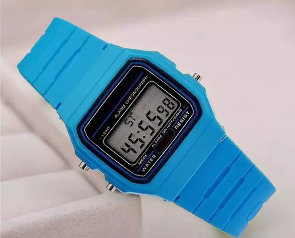 Sport LED Digital Watch for Men, Simple Small Square Dial Electronic Wrist Watch with Silicone Strap, Fashion Casual Men's Watch