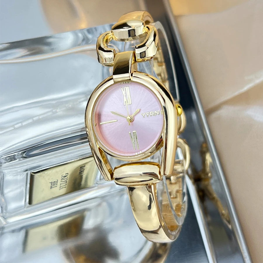 Fashionable Retro Button Wristband Bracelet Quartz Watch for Women Casual High-End Feel New Model Women's Watch Bracelet