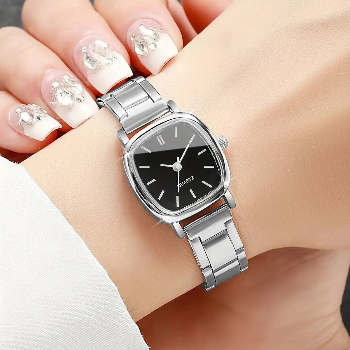 6-piece ladies' elegant quartz watch and minimalist accessory set for daily wear, holidays, and gifts for friends and family