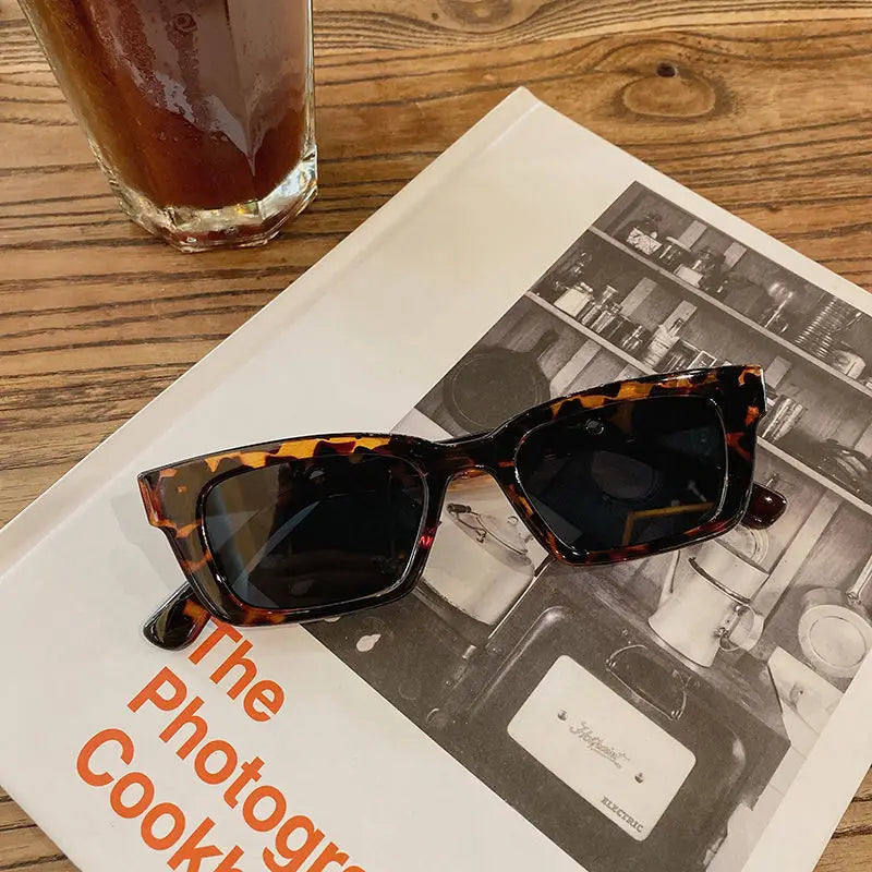 2024 New Women Rectangle Vintage Sunglasses Brand Designer Retro Points Sun Glasses Female Lady Eyeglass Cat Eye Driver Goggles