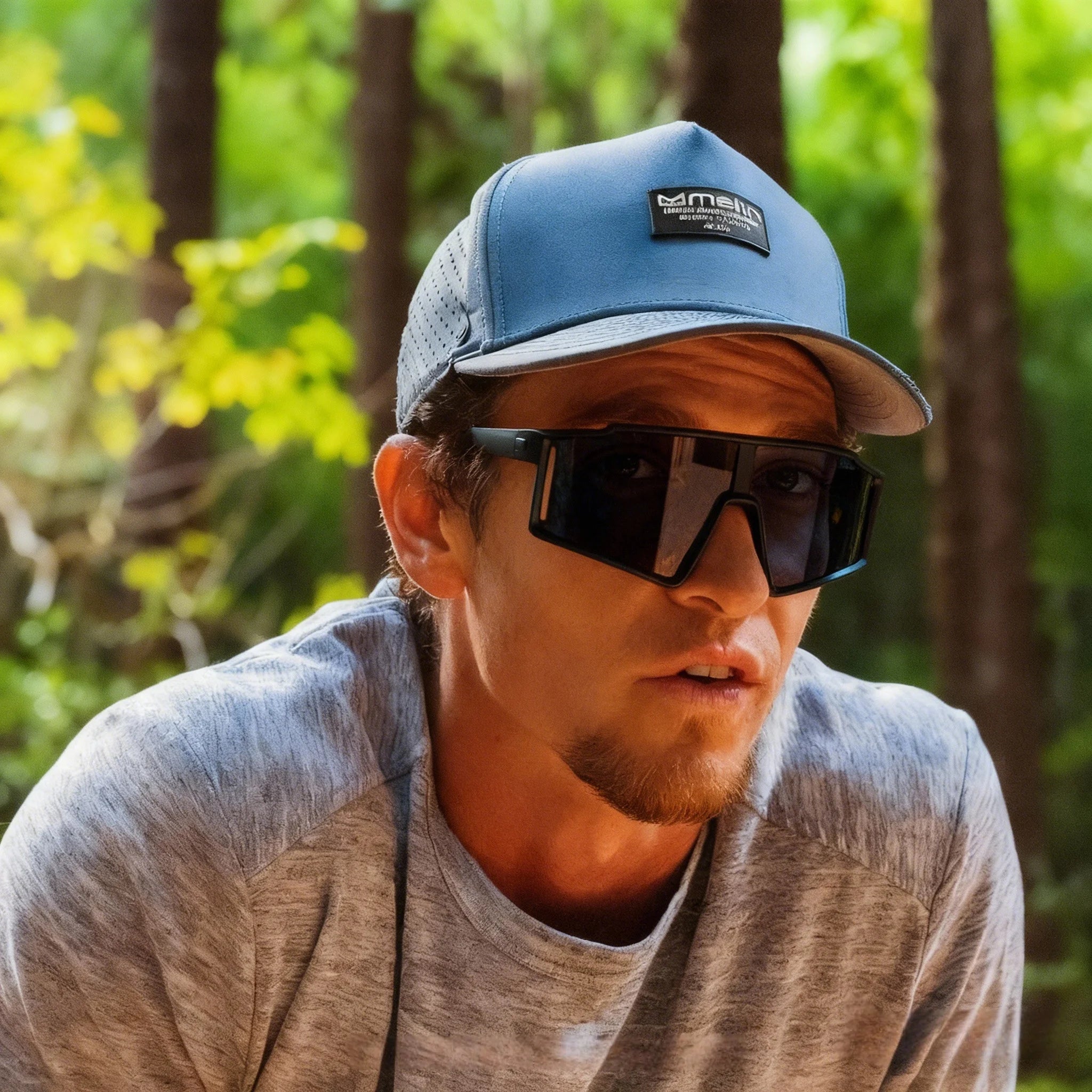 Photochromic One-Piece Sports Sunglasses - Oversized Wraparound Frame, UV400 Comfort Fit for Cycling, Fishing & Travel