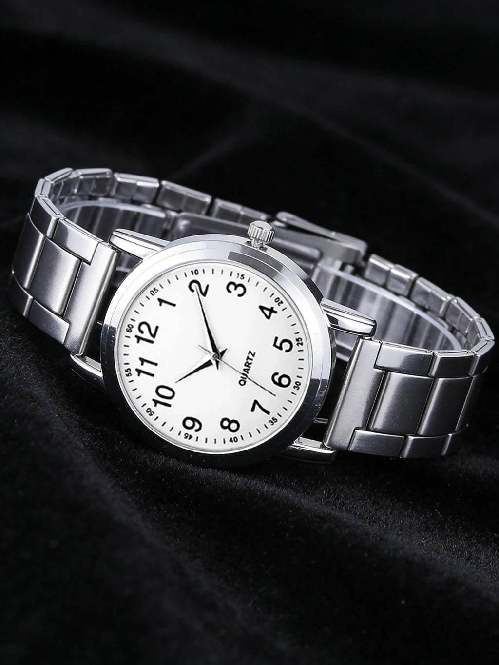 Ladies Casual Fashion Quartz Watch and Heart Jewelry Set with Steel Strap Birthday Gift Without Box